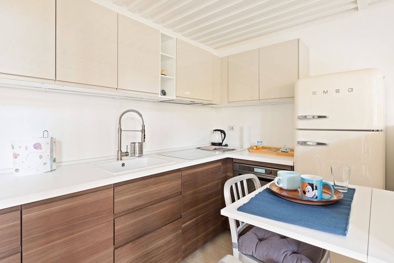 Appartamento intero, New! Esclusivo Loft con balcone & giardino! in Milano, Provincia di Milano