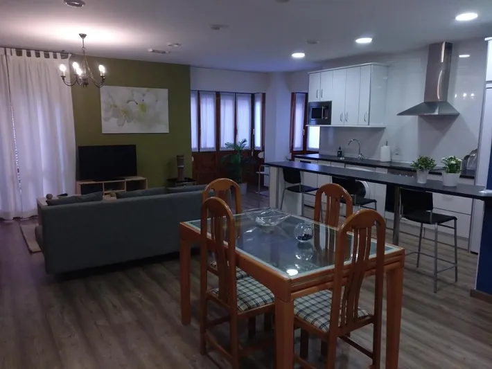 Holiday apartment for 8 people, with view and balcony - 1