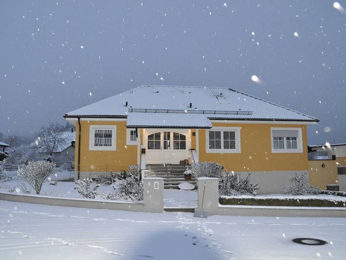 Ferienwohnung für 4 Personen, mit Terrasse in Strullendorf