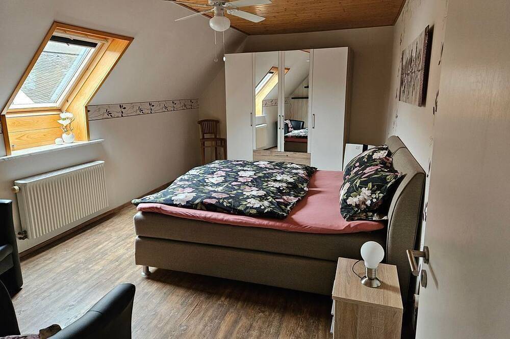 Ganze Wohnung, Mathildas Ferienwohnung - Ferienwohnung mit 2 Schlafzimmern in Burg Eltz, Hatzenport