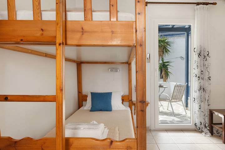 Gîte pour 2 personnes, avec balcon dans Amorgos