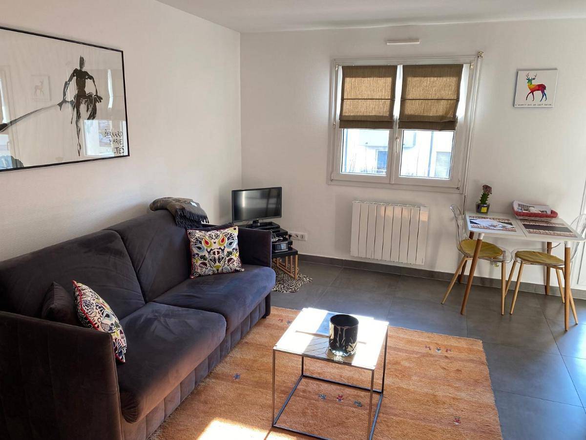 Appartement entier, Charmant studio à Haguenau, à 25mn de Strasbourg in Haguenau, Nord de l'Alsace