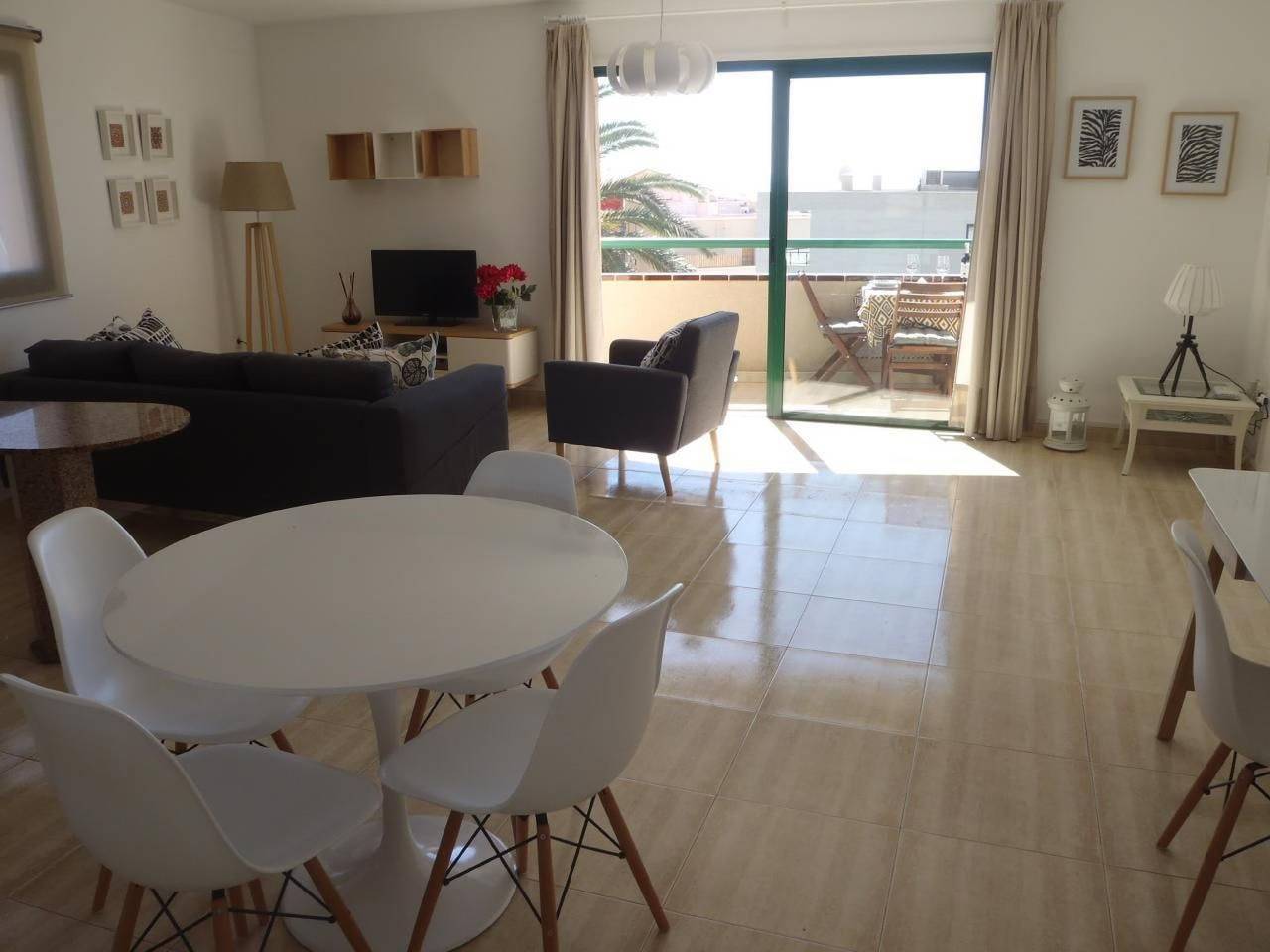 Entire apartment, Gesamte Wohnung in Morro Jable mit Terrasse in Playa Morro Jable, Pájara