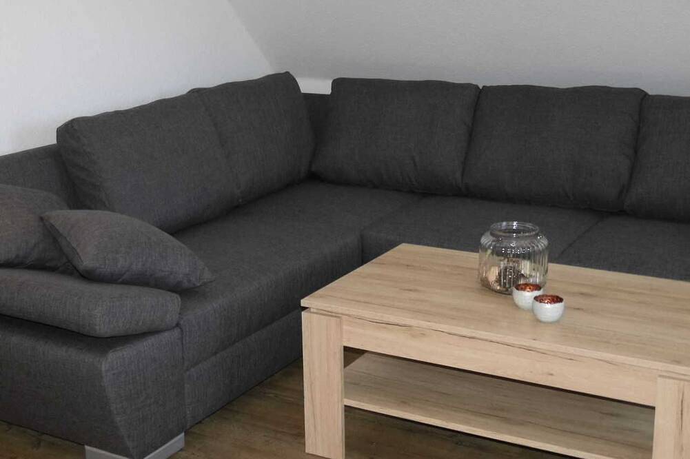 Ganze Wohnung, Watthof Wohnung 14<br>Gemütliche Wohnung mit Balkon und Eintritt in die Meerzeit in Stinteck, Westerdeichstrich