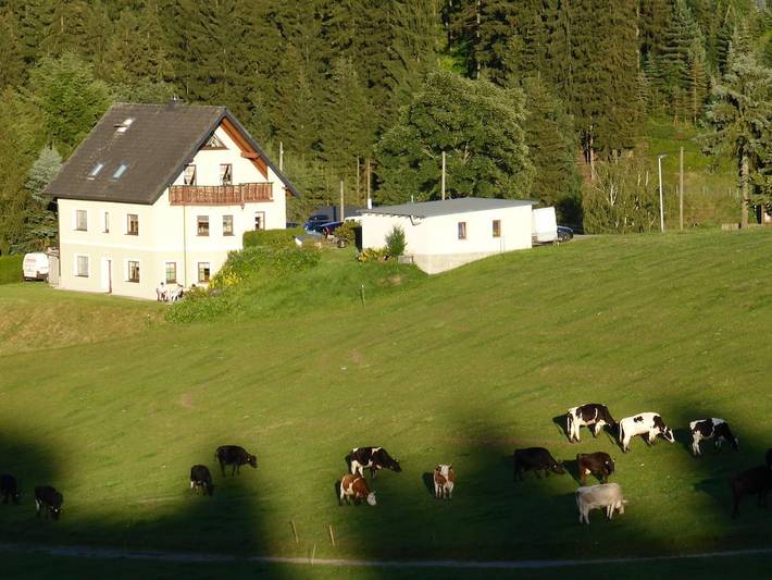 Ferienwohnung mit 2 Schlafzimmer in Stützengrün, Erzgebirge