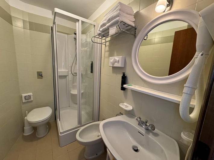 Hôtel pour 2 personnes, avec jardin ainsi que sauna et jacuzzi à San Martino di Castrozza - 3
