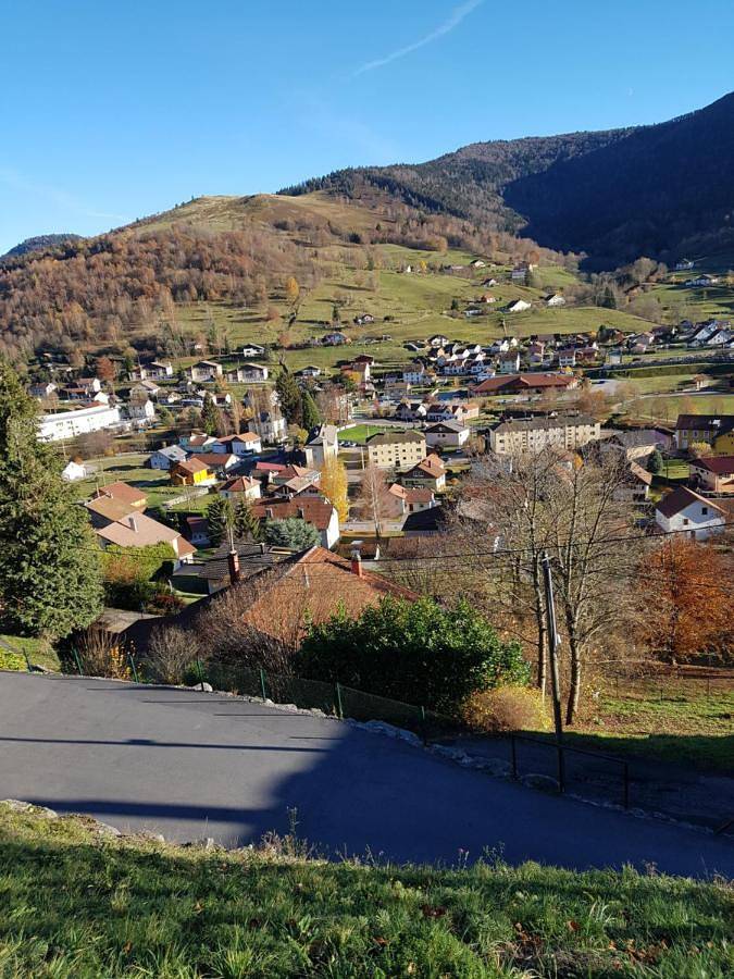 Casa de vacaciones para 12 personas, con jardín y vistas, Se admiten mascotas - 1