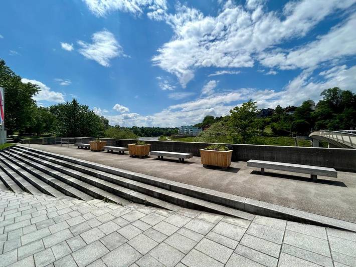 Ferienwohnung für 4 Personen, mit Terrasse und Garten sowie Ausblick in Laufen - 4