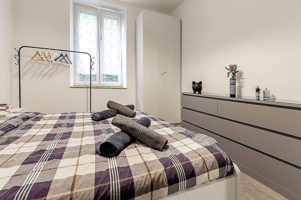 Appartamento intero, Modern Central Apartment | Wifi, Self Check-in, Mountain View, Work & Relax in Trento, Dolomiti di Fiemme