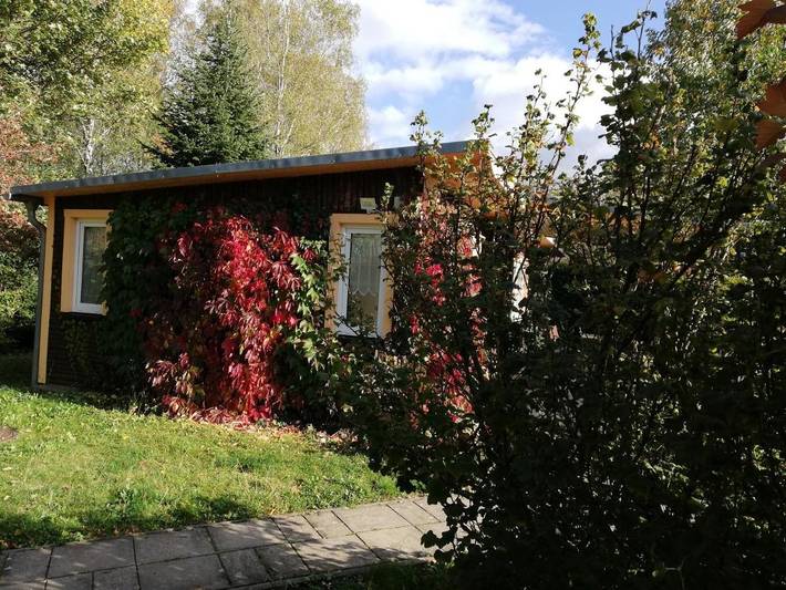 Ferienhaus für 4 Personen, mit Terrasse und Garten sowie Ausblick in Tanne