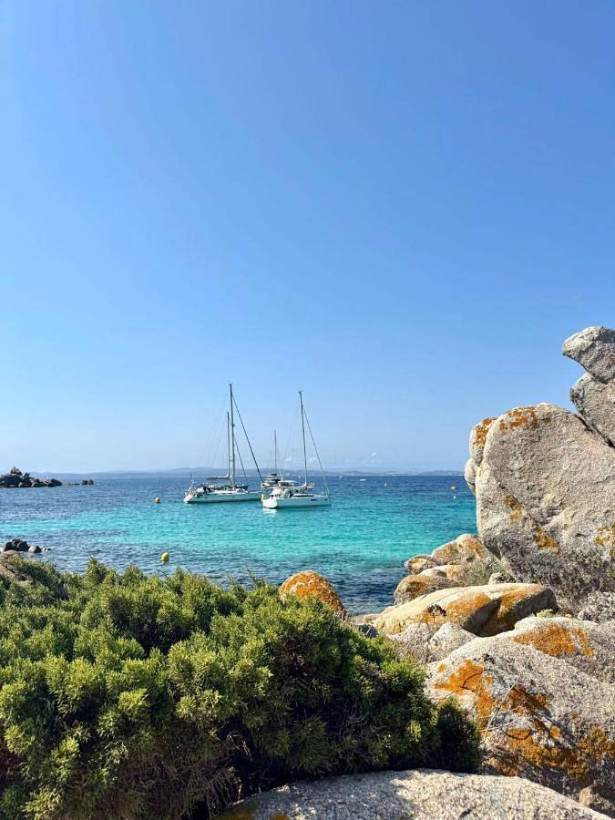 Location de vacances pour 6 personnes, avec piscine et balcon dans Office De Tourisme De Sainte Lucie De Porto Vecchio - 2