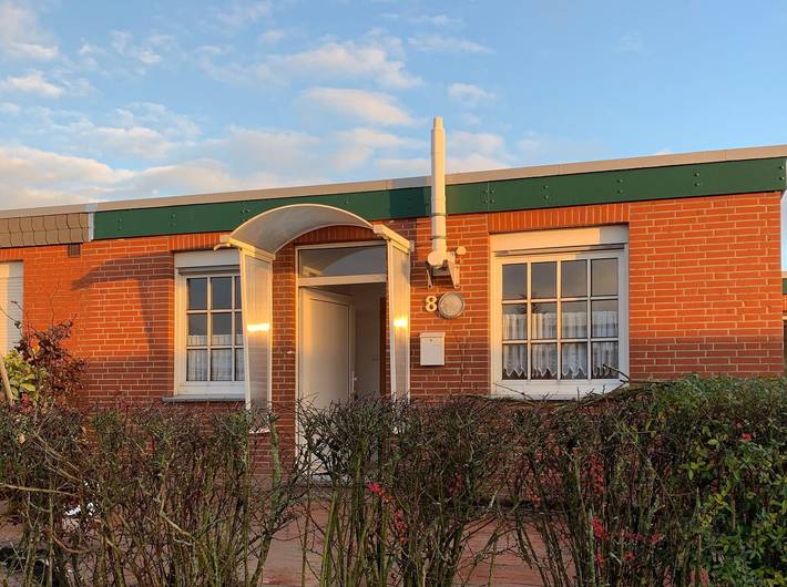 Ferienhaus für 4 Personen, mit Ausblick und Garten in Dornumersiel