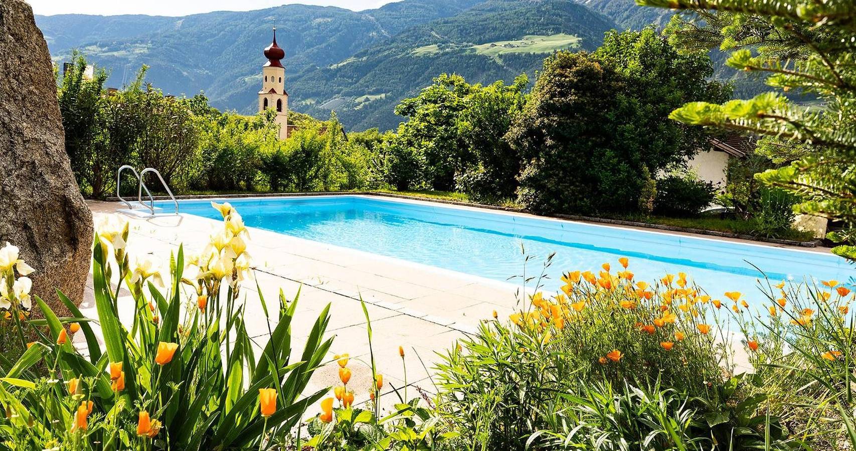 Entire apartment, Apartment 'Jack Daniels' with Mountain View, Shared Pool and Wi-Fi in Naturns, Texel Group
