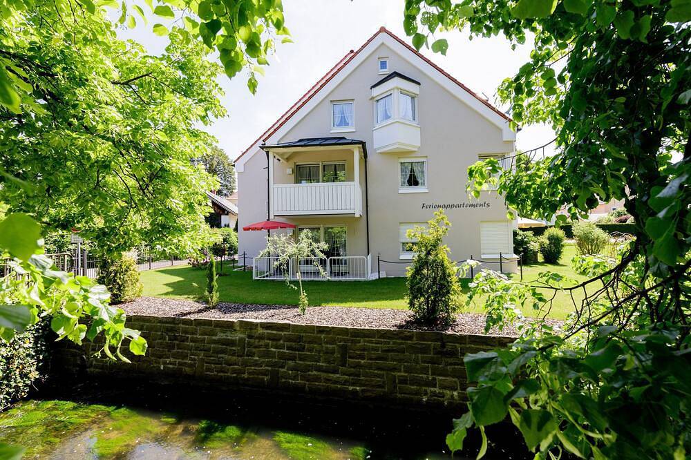 Entire apartment, Newly built apartments in a very quiet location in the center - barrier-free in Bad Wörishofen, Bavarian Swabia