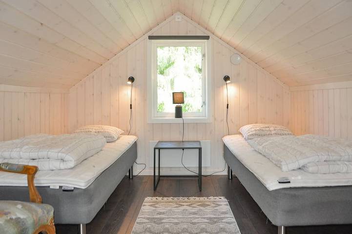 2 bedroom cozy home in årjäng in Dalslands Kanal