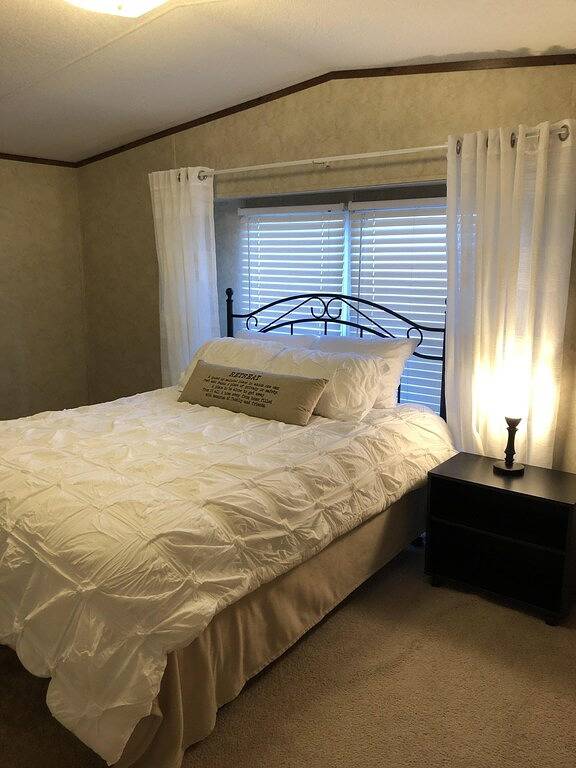 Haustierfreundliche ruhige Lake Texoma Hütte in Lake Texoma