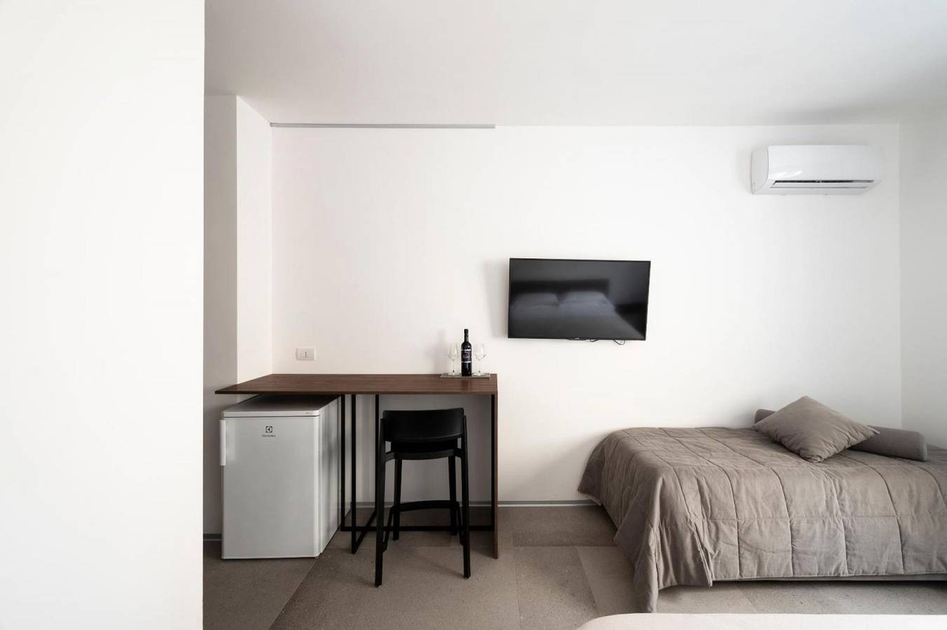 Entire studio, Alkamuri Posh Hotel & Spa **** - 102 Suite Deluxe in Alcamo, Trapani Province