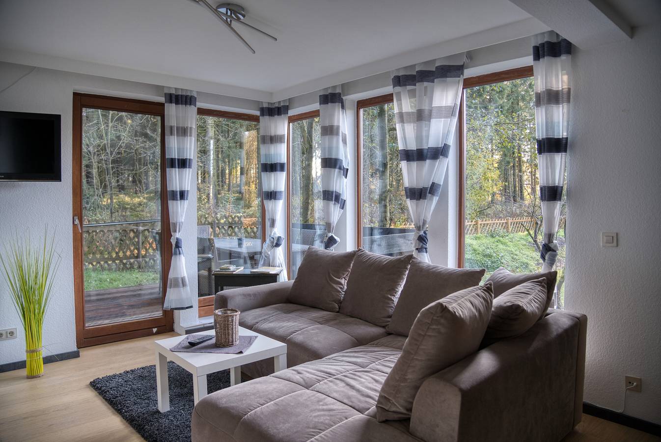 Hel lejlighed, Cozy Holiday Home by the Lake Apartment 2 with Private Garden and Wi-Fi in Clausthal-Zellerfeld, Harzvorland