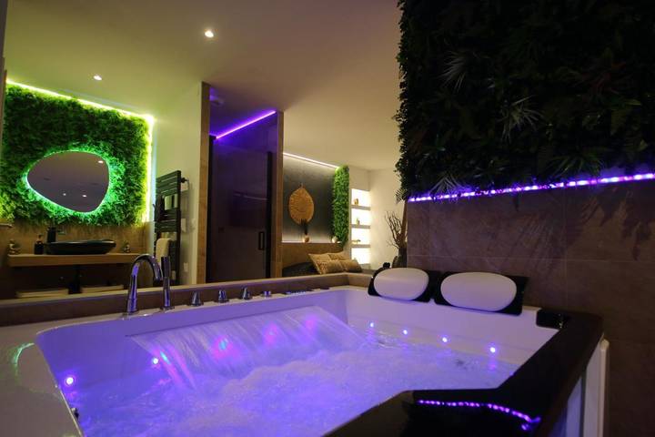 Apartamento de vacaciones para 2 personas, con jacuzzi además de terraza y sauna - 1