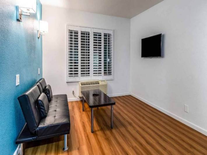 Apartamento entero, 1 cama tamaño queen | Suite, microondas, para no fumadores in Fountain Valley (California), Condado de Orange