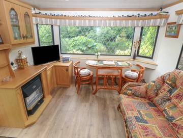 Glamping for 3 People in Pembrokeshire, South-Wales, Photo 3
