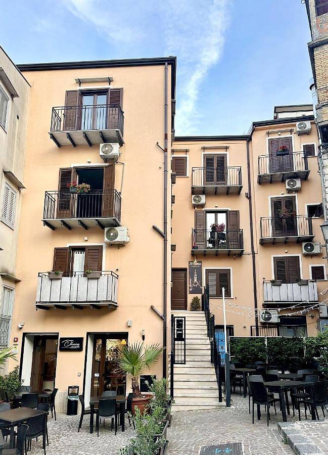 Gîte pour 2 personnes, avec terrasse et vue à San Giovanni Gemini