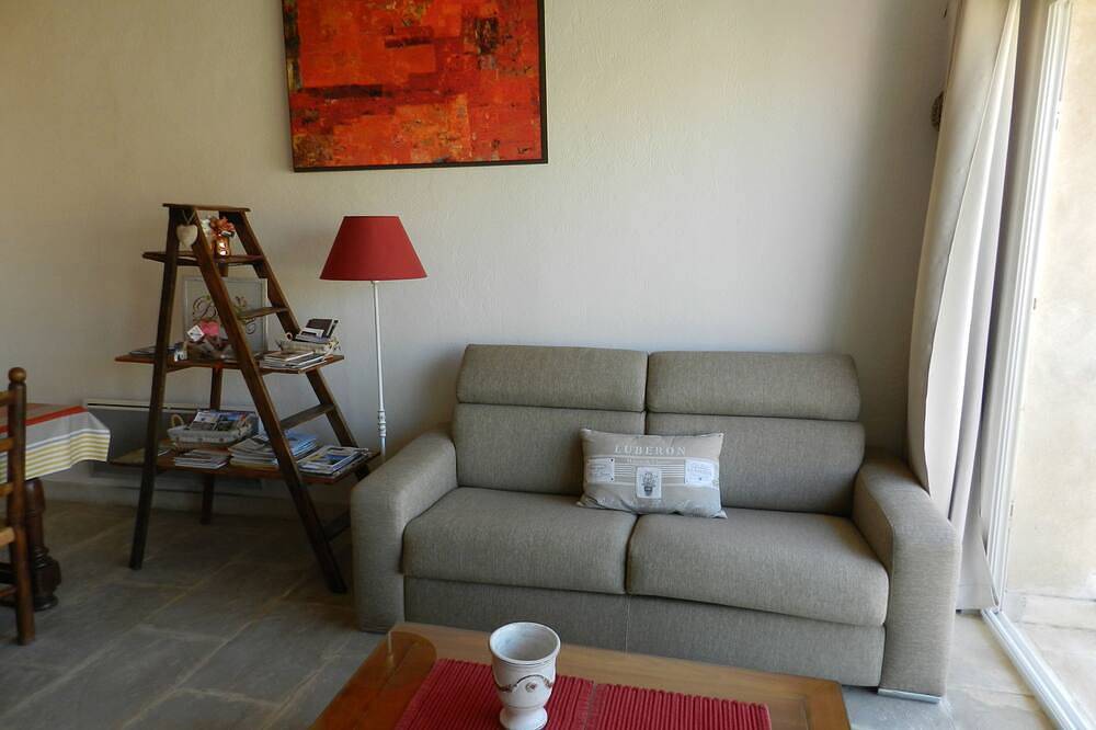 Ganze Wohnung, Ferienwohnung - Maubec in Maubec, Regionaler Naturpark Luberon