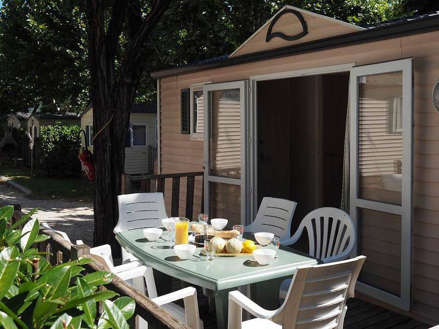 Camping Le Casque Roi - Mobilhome 4 personas - Comfort Mobile Home 3 Piezas 4 Personas Aire Acondicionado + Tv in Salavas, Gorges de l’Ardèche