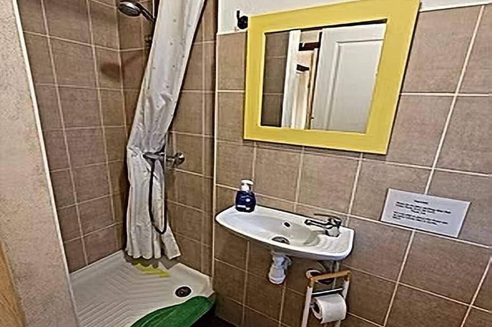 Gîte enchanteur avec piscine privée in Saint-Maigrin, Région de Jonzac