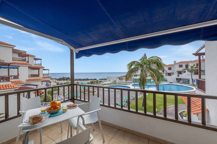 Apartamento para 3 personas, con Balcón y Piscina para niños en Los Cancajos