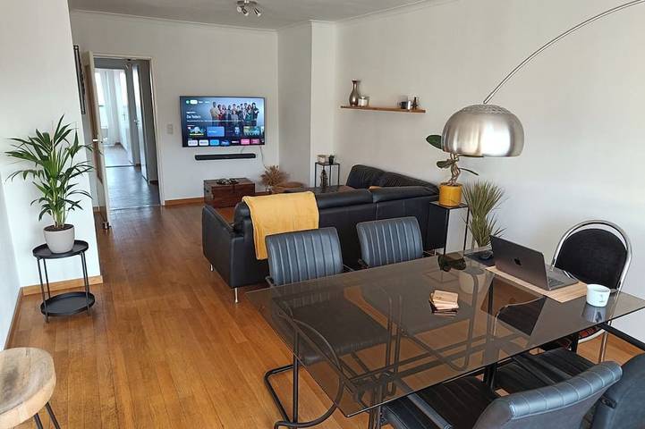 Ganze Wohnung, Stylish apartment with Ac and sweeping views over historic Leuven in Löwen, Flämisch-Brabant