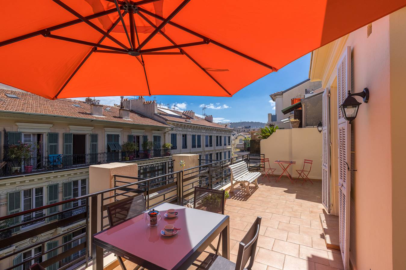 Studio entier, Tonduti in Nice, Côte méditerranéenne (France)