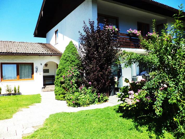 Ferienwohnung für 2 Personen, mit Terrasse in Marquartstein