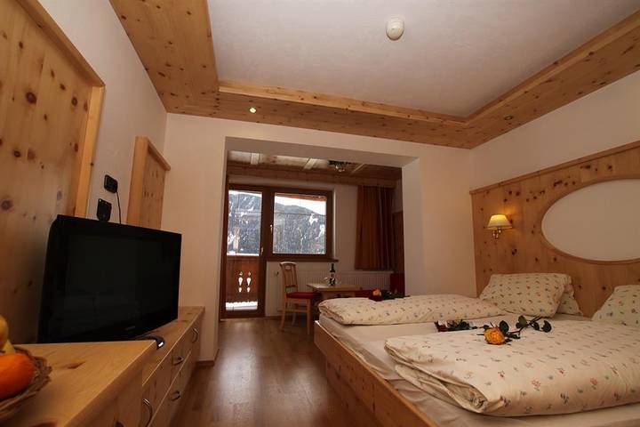 Hôtel pour 6 personnes, avec jardin ainsi que sauna et vue, adapté aux familles à Gries am Brenner - 3