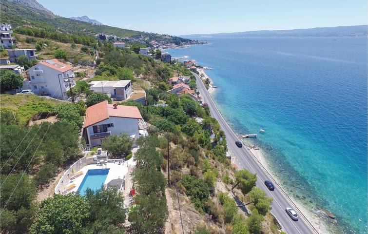 Casa sulla spiaggia per 10 persone, con terrazza, con animali domestici in Croazia