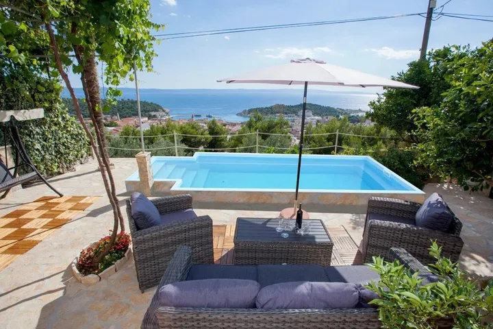 Ferienwohnung für 3 Personen, mit Garten und Pool sowie Sauna und Ausblick - 1