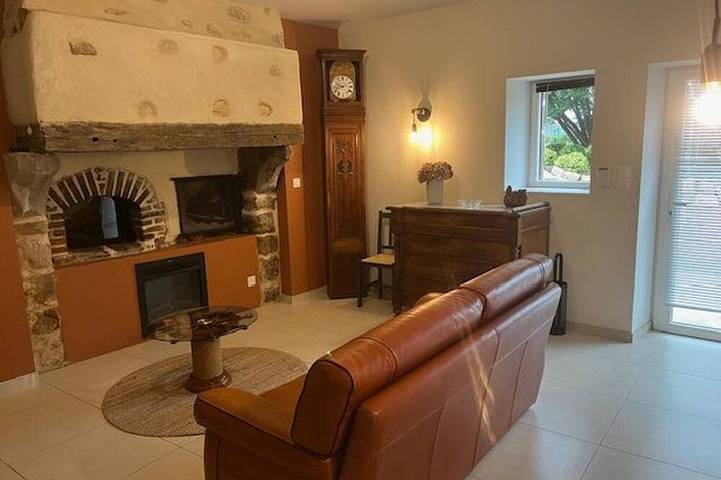 Gîte pour 2 personnes, avec jardin ainsi que jacuzzi et piscine, animaux acceptés à Coulaines - 4