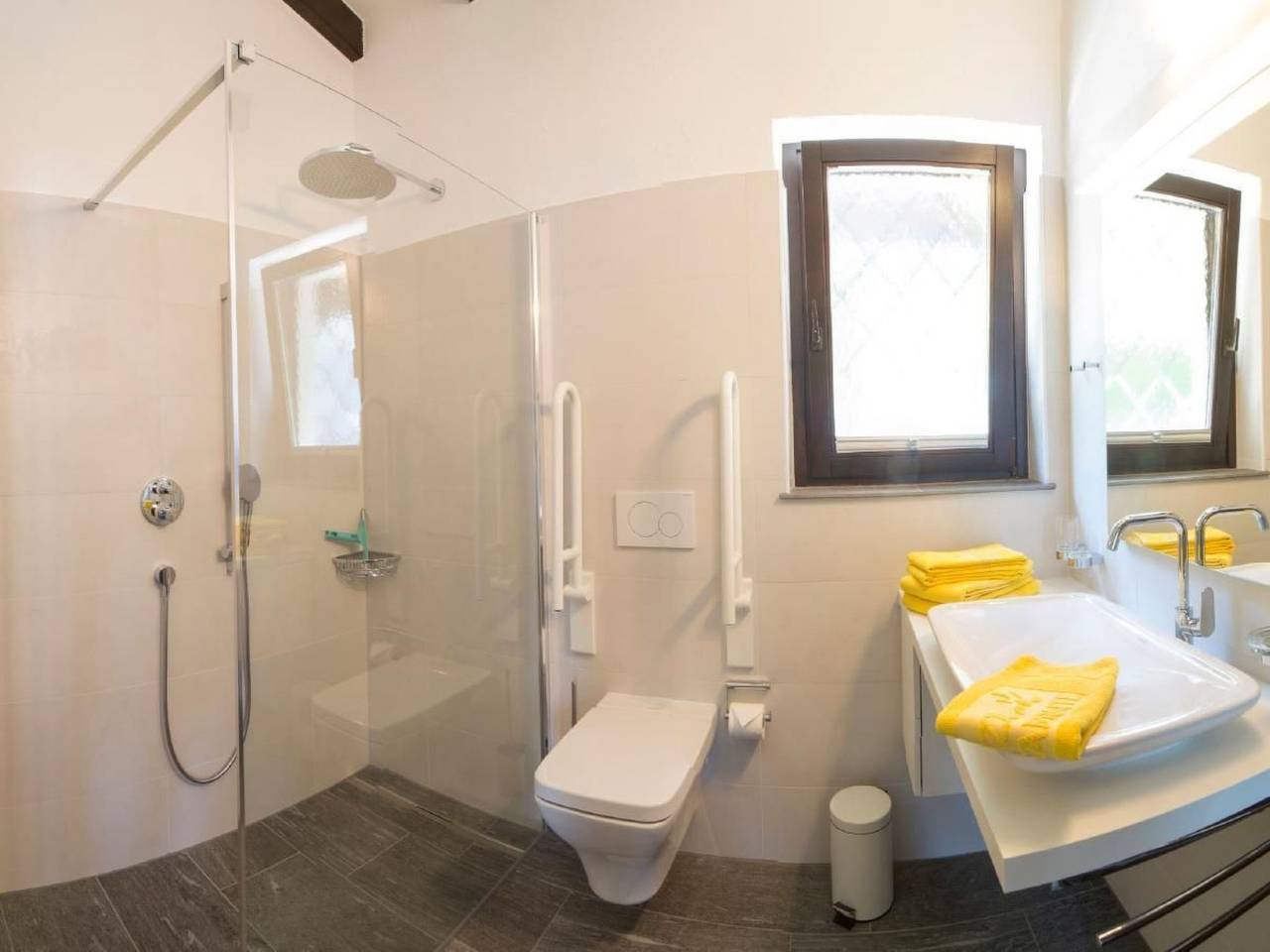 Ganze Wohnung, Residenza Viramonte - Casa Cecilia, Wohnung 27 in Piazzogna, Gambarogno