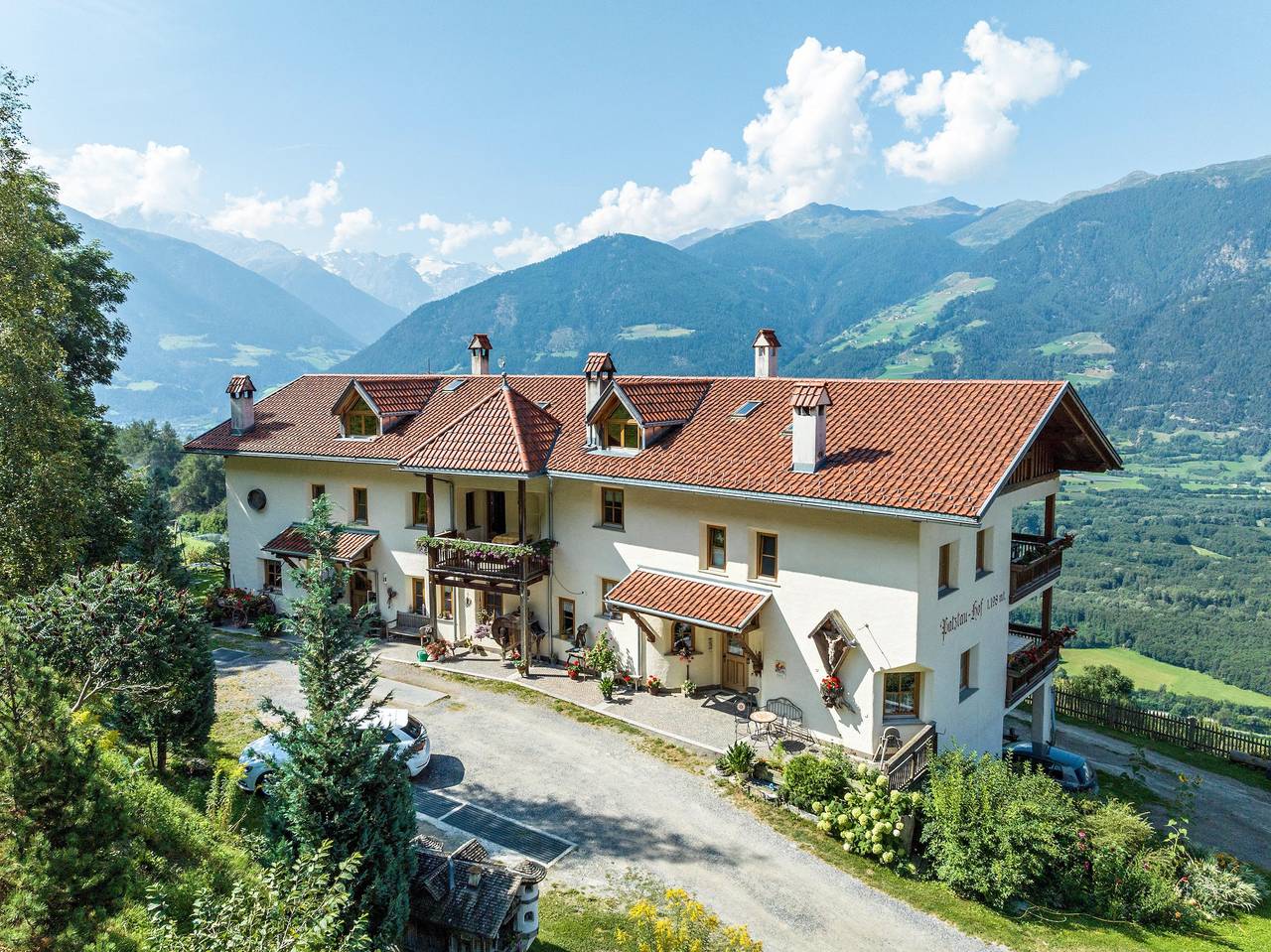 Ganze Wohnung, Ferienwohnung 'Patztauhof Glurnser Köpfl' mit Bergblick, privater Terrasse und Wlan in Schluderns, Saldurkamm