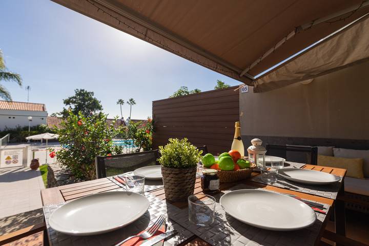 Villa para 5 personas, con Balcón y Terraza además de Jardín y Piscina en Pasito Blanco