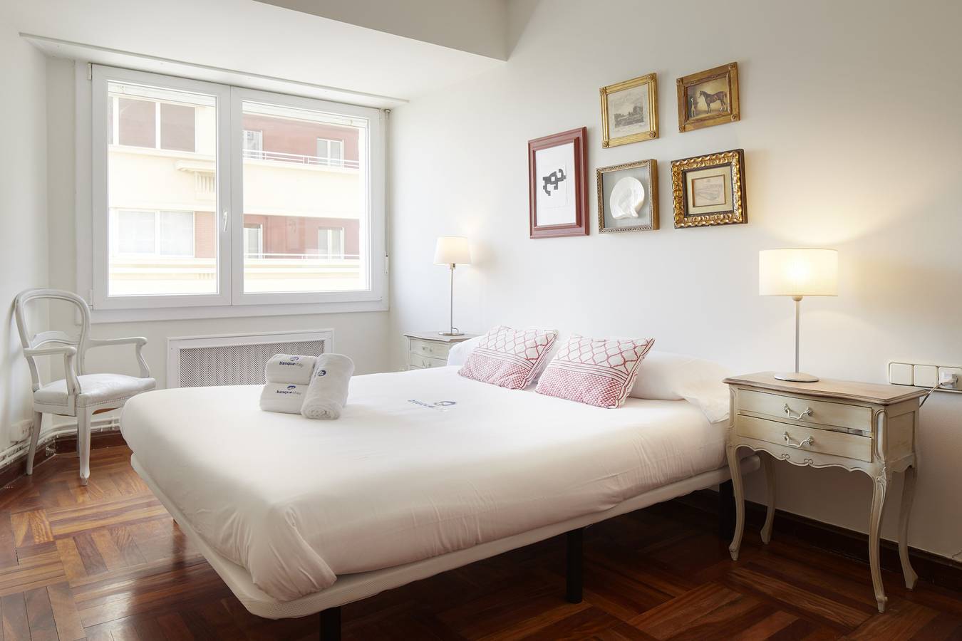Entire apartment, Holiday apartment for 6 people in Zurriola (San Sebastian), San Sebastian