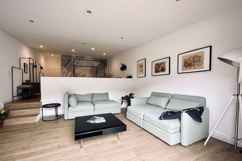 Ganze Wohnung, Loft in moderner Eleganz in Köwerich, Moseleifel