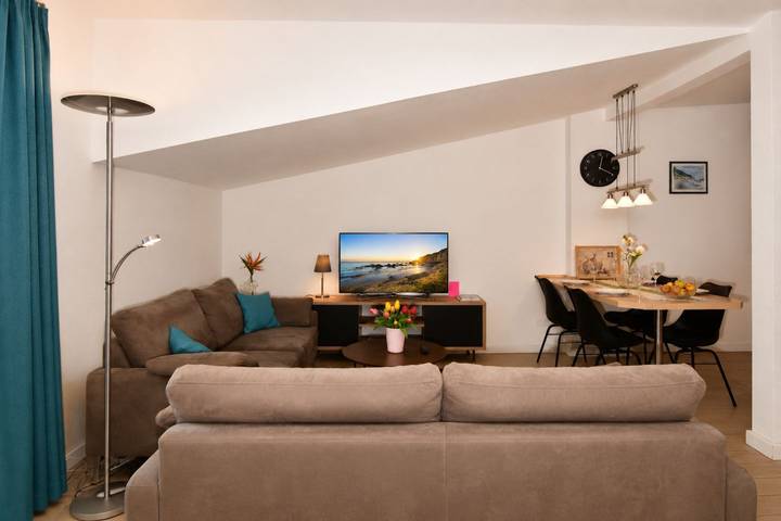 Ferienwohnung für 4 Personen, mit Balkon in Warnemünde Strand, Warnemünde