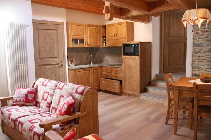 Gîte pour 5 personnes, avec vue ainsi que balcon et jardin dans Charvensod - 3