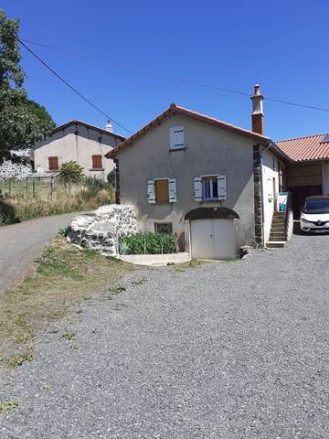 Gîte pour 4 personnes, avec jardin à Landos