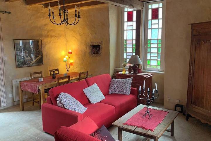 Location de vacances pour 6 personnes à La Rochebeaucourt-et-Argentine