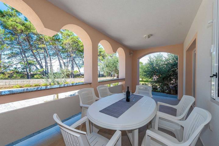 Apartamento de vacaciones para 7 personas, con terraza y balcón/terraza - 1