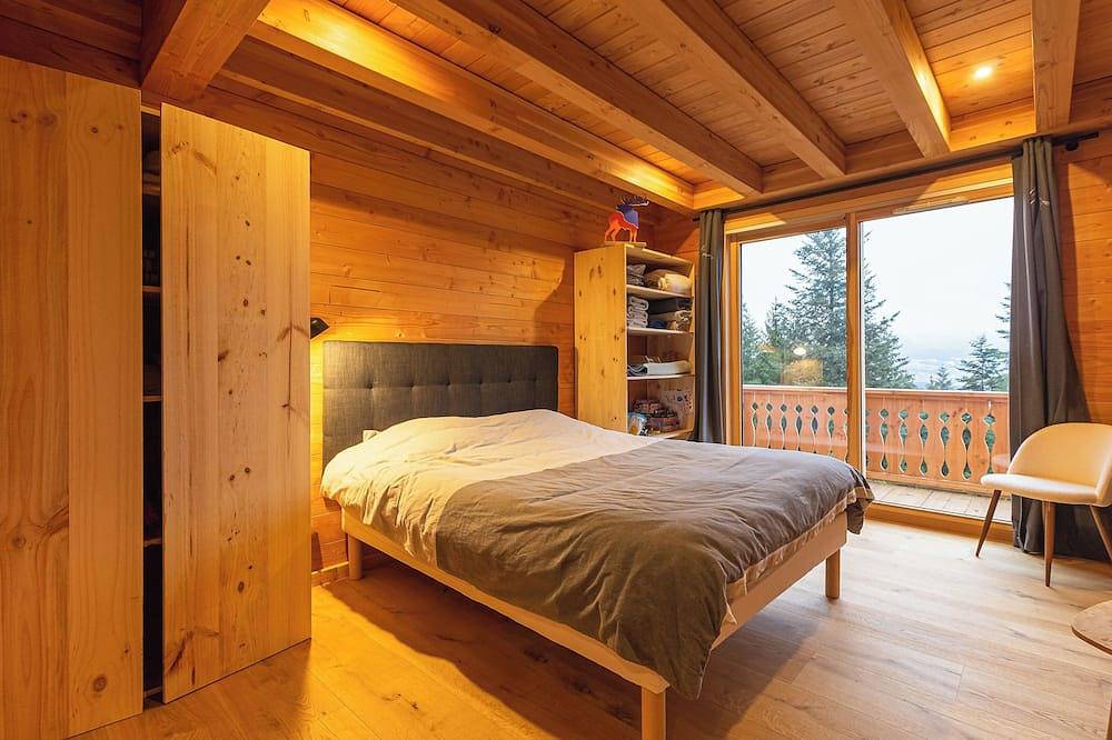 Beautiful modern chalet, exceptional mountain and pine views in Selonnet, Alpes de Alta Provenza