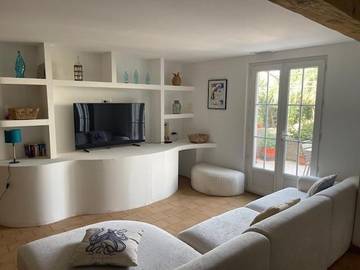 Location de vacances pour 10 personnes, avec jardin à Palau-del-Vidre