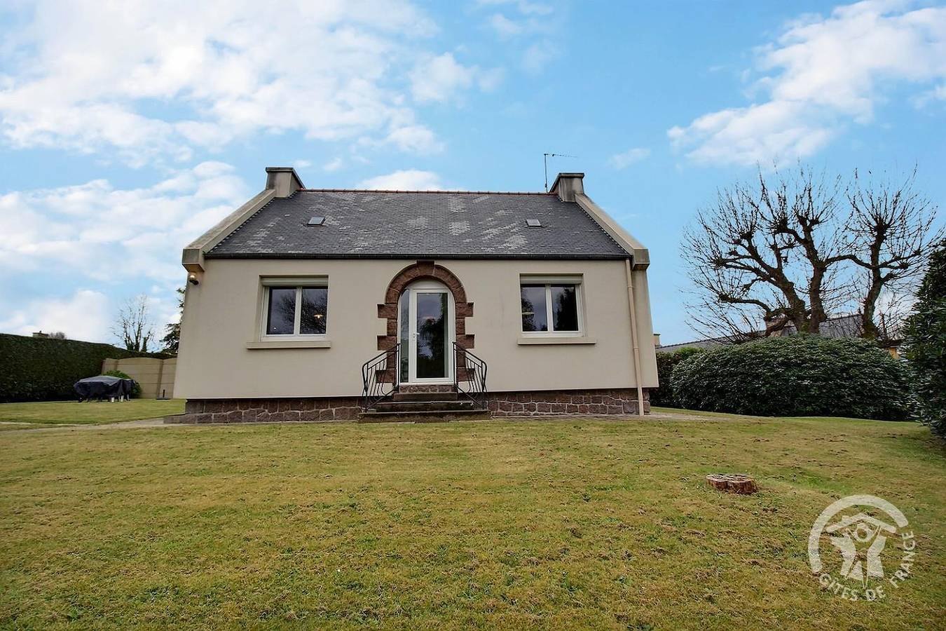 La Maison de Kerhalvez in Quemper-Guézennec, Région de Guingamp